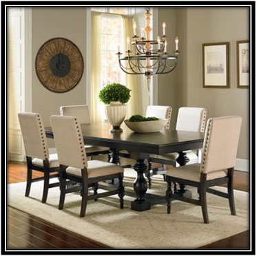 Subtle Dining Space Dining Room Decoration Ideas