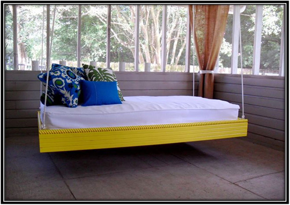 Hanging-Outdoor-Bed-Home-decor-ideas